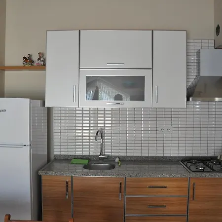 아파트 Suna İmroz